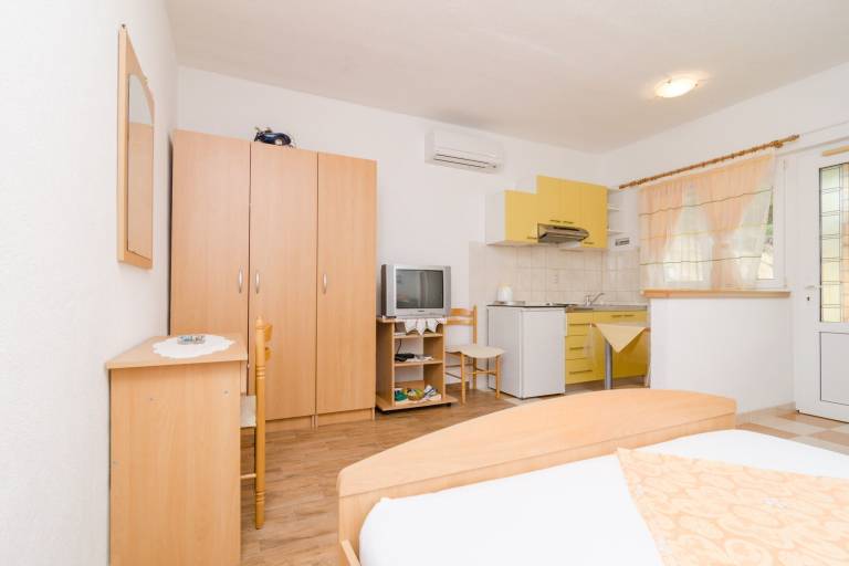 Apartment  Saplunara