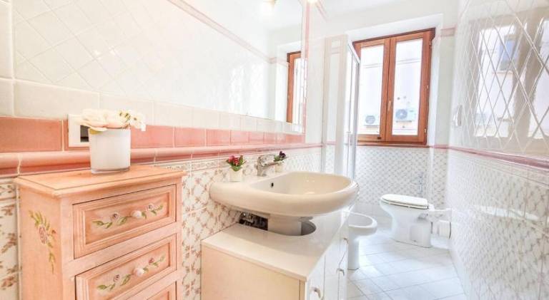 Holiday apartment with 2 rooms for 4 persons — photo 2