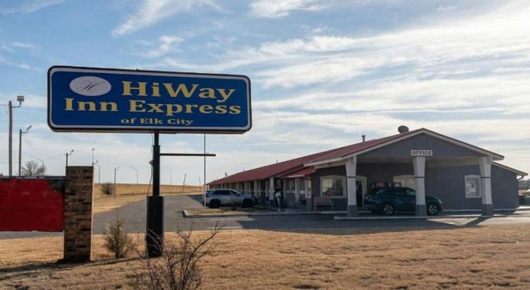 HiWay Inn Express Elk City Route 66 — photo 4