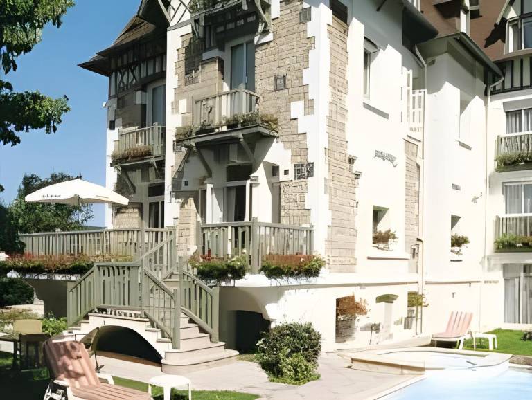 Villa Augeval Hotel de charme & Spa in Touques
