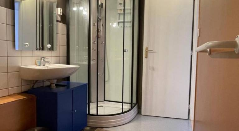 Rental apartment with 2 rooms for 5 persons — photo 2