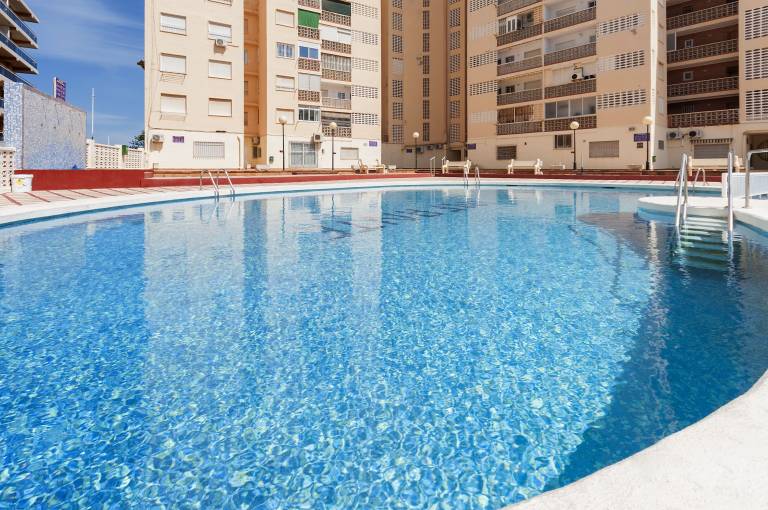 Apartment with yard, pool & patio — photo 4