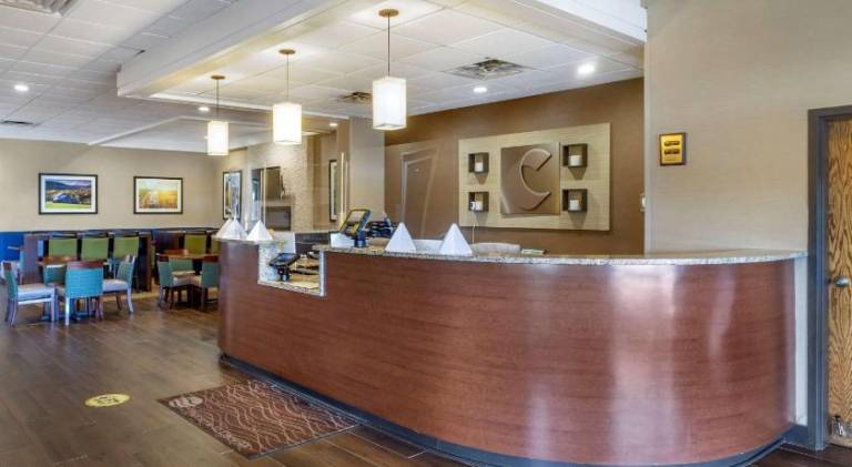 Comfort Inn & Suites near Danville Mall — photo 4