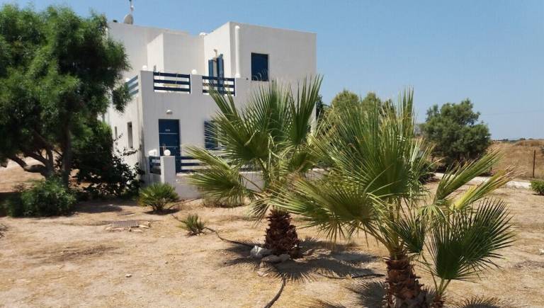 Κατάλυμα  Παραλία Αλογομανδρα