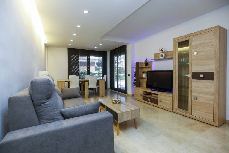 Fully equipped wonderful house with patio, garden & pool | Dogs allowed — photo 2