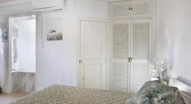 Rental apartment with pool — photo 2