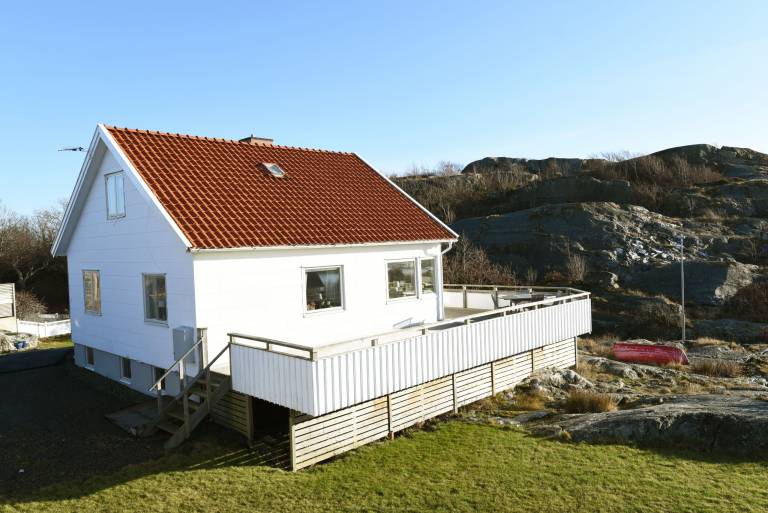 Vacation home with garden, terrace & BBQ — photo 2