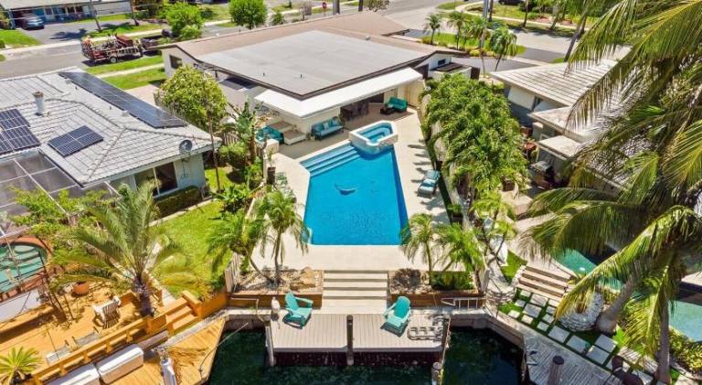 House with pool | Dogs allowed — photo 4
