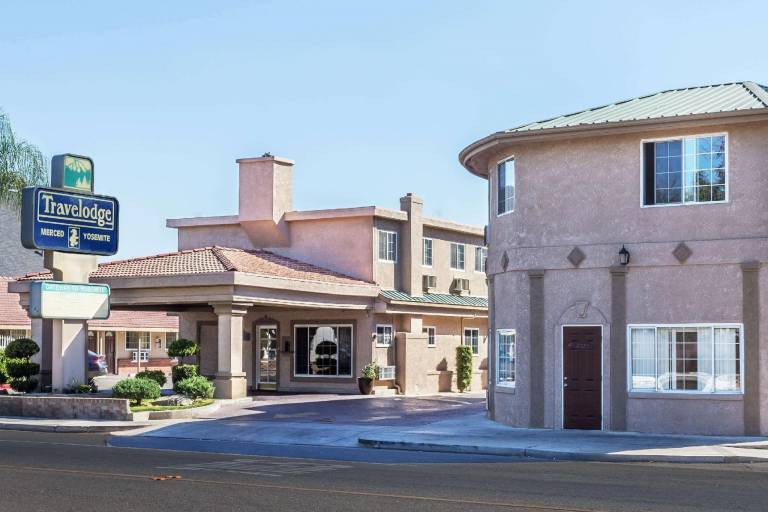 Signature Inn Merced Yosemite Parkway in Merced, CA