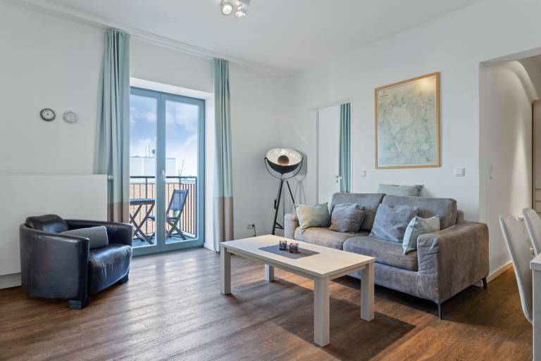 Ferienapartment mit Balkon und tollem Ausblick an der Hafenspitze von Wismar — photo 2