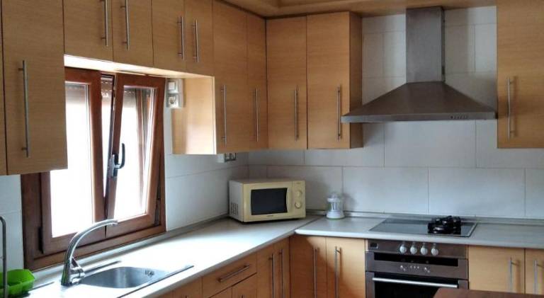 Children-friendly house with patio, garden & barbecue | Pets allowed — photo 4