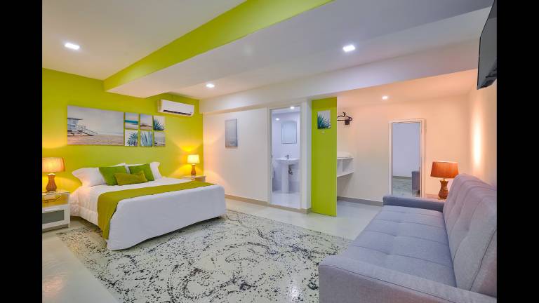 Malecon Premium Plus
