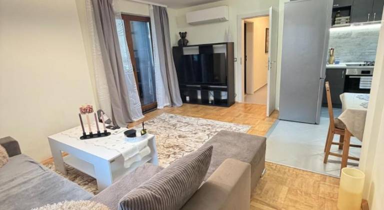 Holiday apartment with 3 rooms for 6 persons — photo 2