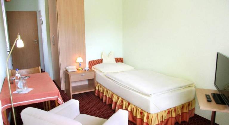 Hotel-Garni Goldener Schwan — photo 5