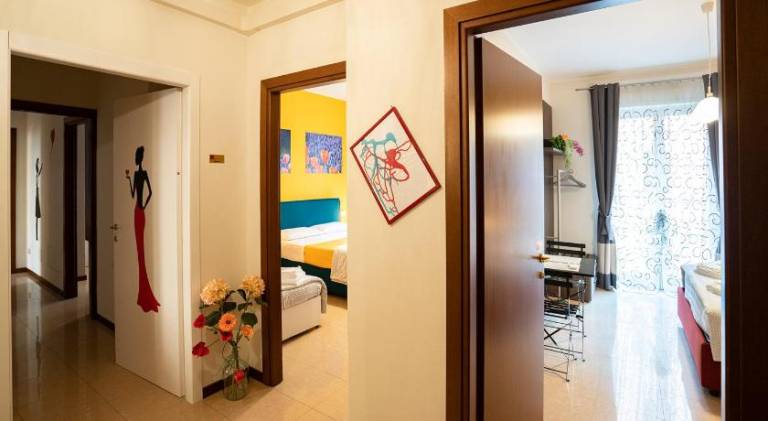 Nice apartment with terrace | Next to Juliet | Pets are welcome — photo 3