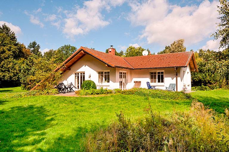 D 133 060C Ferienhaus am Waldrand Haus 1