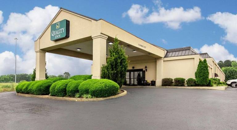 Quality Inn Holly Springs South in Holly Springs, MS
