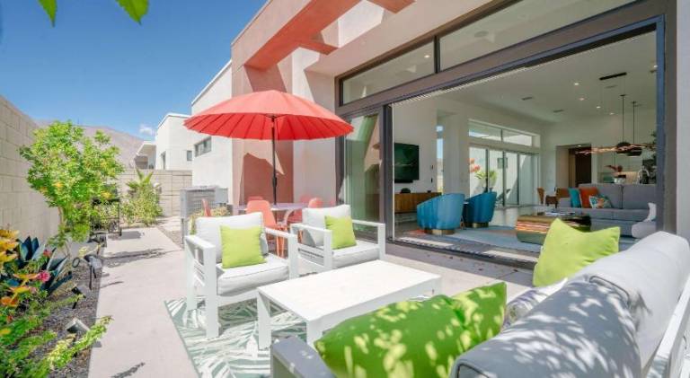 Fully equipped charming house with jacuzzi & pool | Pets allowed — photo 5
