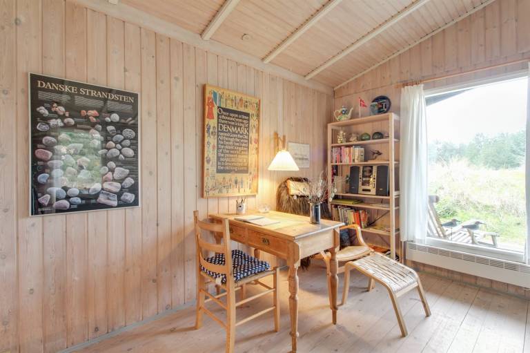 Vacation home with terrace — photo 4