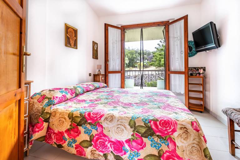Villa 'Alice' with Private Terrace, Wi-Fi and Air Conditioning — photo 5