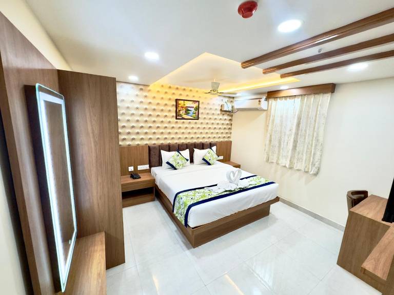 HOTEL DECCAN PARK in Hyderabad