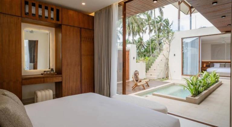 Villa with patio, garden & private pool | Suitable for remote work | Pets allowed — photo 2