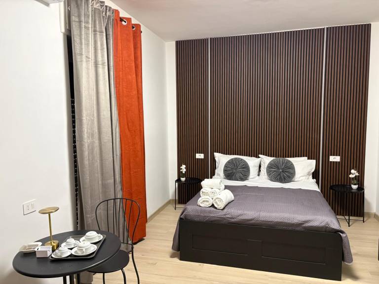 Privatzimmer in Rione Petrosino, Salerno für max. 2 Personen, Privatzimmer in Rione Petrosino, Salerno für max. 2 Personen,