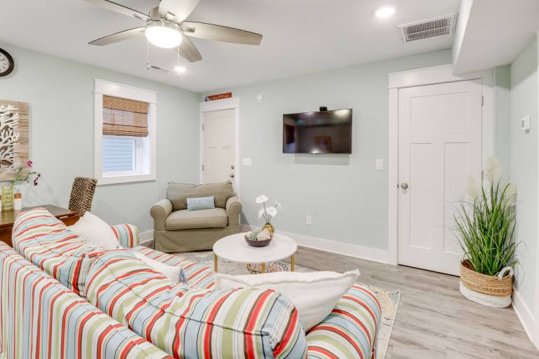 Walk to Beach: Apt w/ Private Hot Tub! in Outer Banks, NC