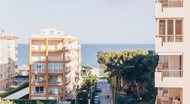 Rental apartment with terrace, private pool & garden | Close to the beach | Dogs allowed in Benicassim