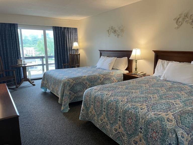 Lodge  Nashville