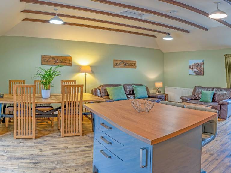 Cottage with jacuzzi & garden | River view — photo 4