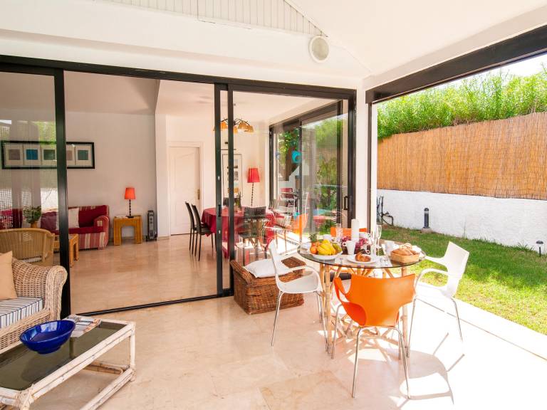 Fully equipped villa with private pool, barbeque & garden | Pets allowed — photo 2