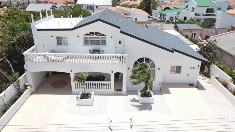 Palm Beach VacaySuites Palm Suite 100m2