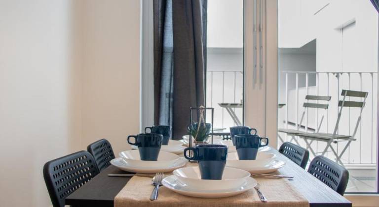 Rental apartment with terrace — photo 2