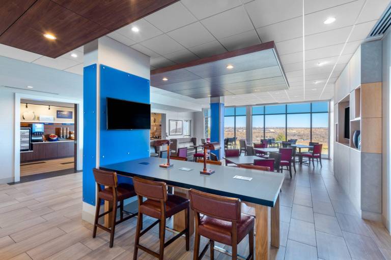 Holiday Inn Express Colorado Springs South I-25 By IHG — photo 3