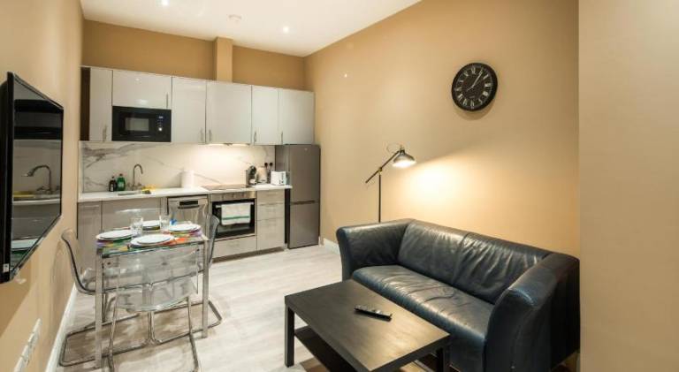 Holiday apartment with 2 rooms for 6 persons — photo 2
