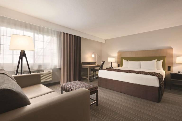 Country Inn & Suites by Radisson, Grand Rapids, MN — photo 4