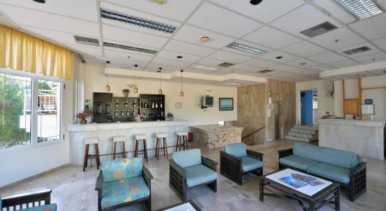 Hotel Anna Apartments — photo 2