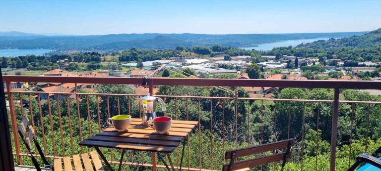 Appartamento vacanza Massino Visconti