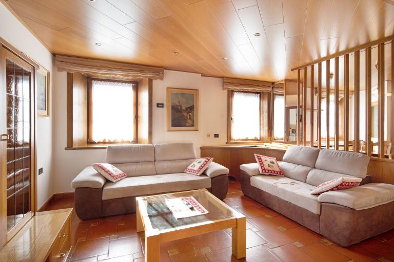 Apartment "Chalet Gaste Big Family" with Mountain View and Wi-Fi — photo 2