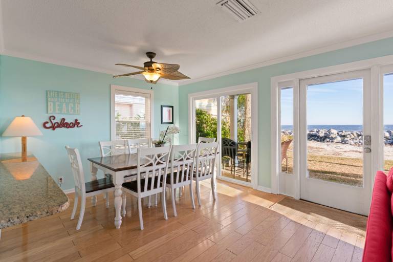 The Seaclusion Too - 300 7th Street — photo 4