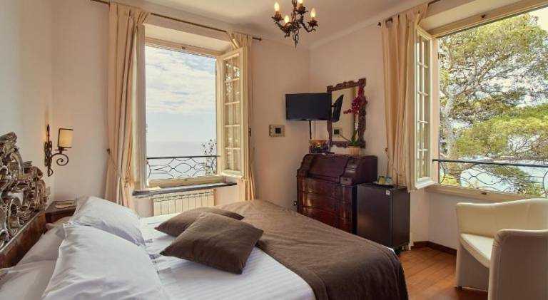 Hotel Punta Est in Finale Ligure