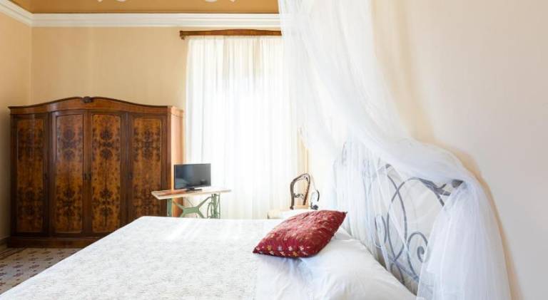 Attico Luce B&B in Camerano
