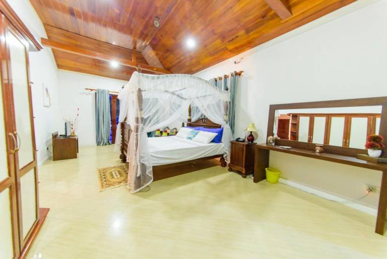 Ample villa with pool | Pet-friendly — photo 2