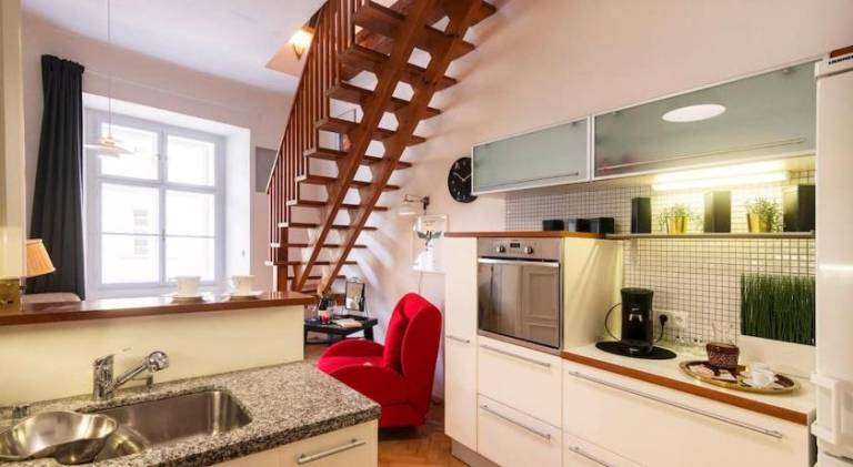 Fairytale Duplex - Billiard - Whirlpool - Home Cinema - Old Town — photo 3