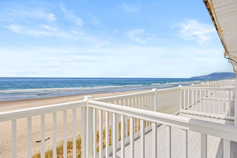 Resort Rockaway Beach