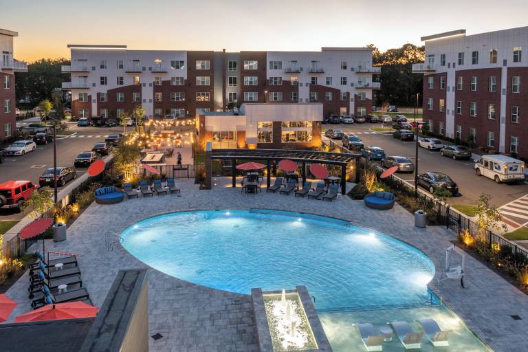 Apartment  Hampton