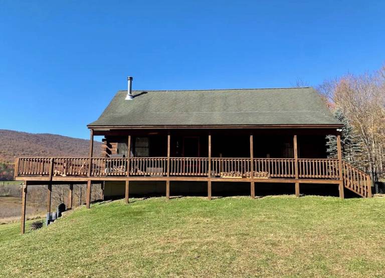 Cabin Roxbury
