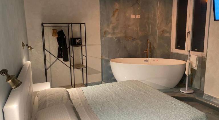 Holiday apartment with hot tub — photo 2