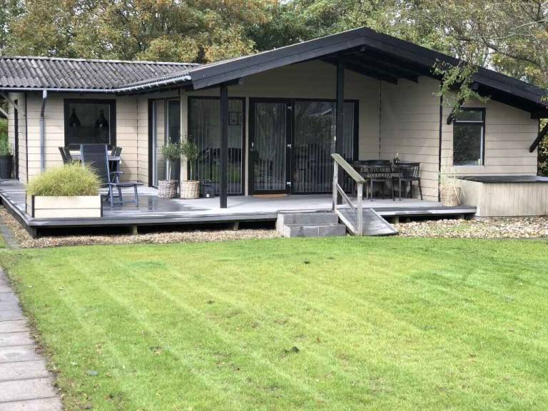 Child-friendly house with barbeque | Pets allowed — photo 3